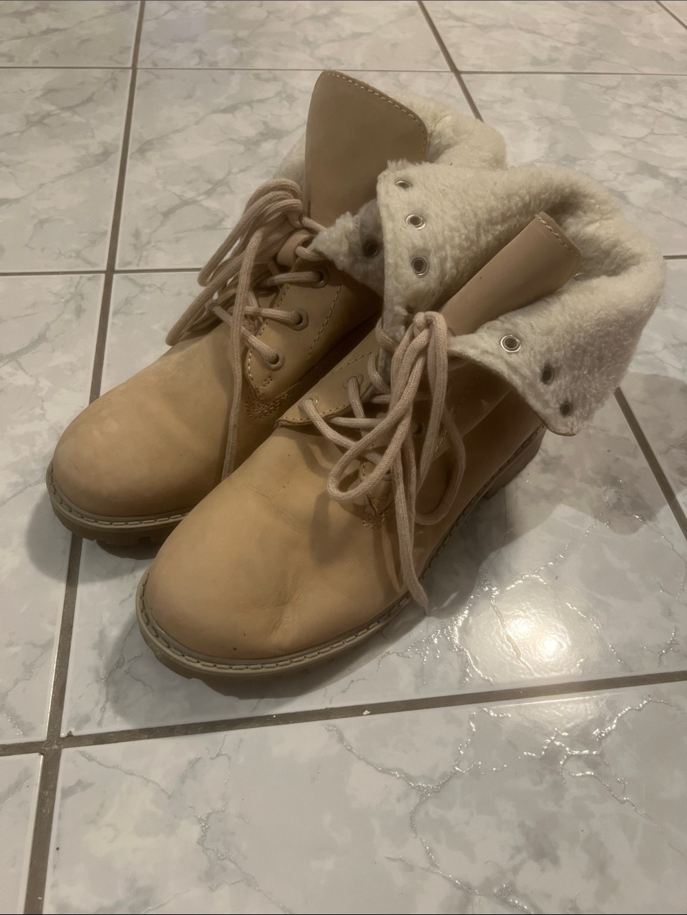 Women's Cozy Lace-Up Tan Ankle Booties with Faux-Sherpa Cuff